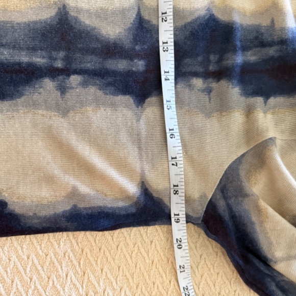 Johnny Was cardigan sweater, size L - Picture 9 of 11